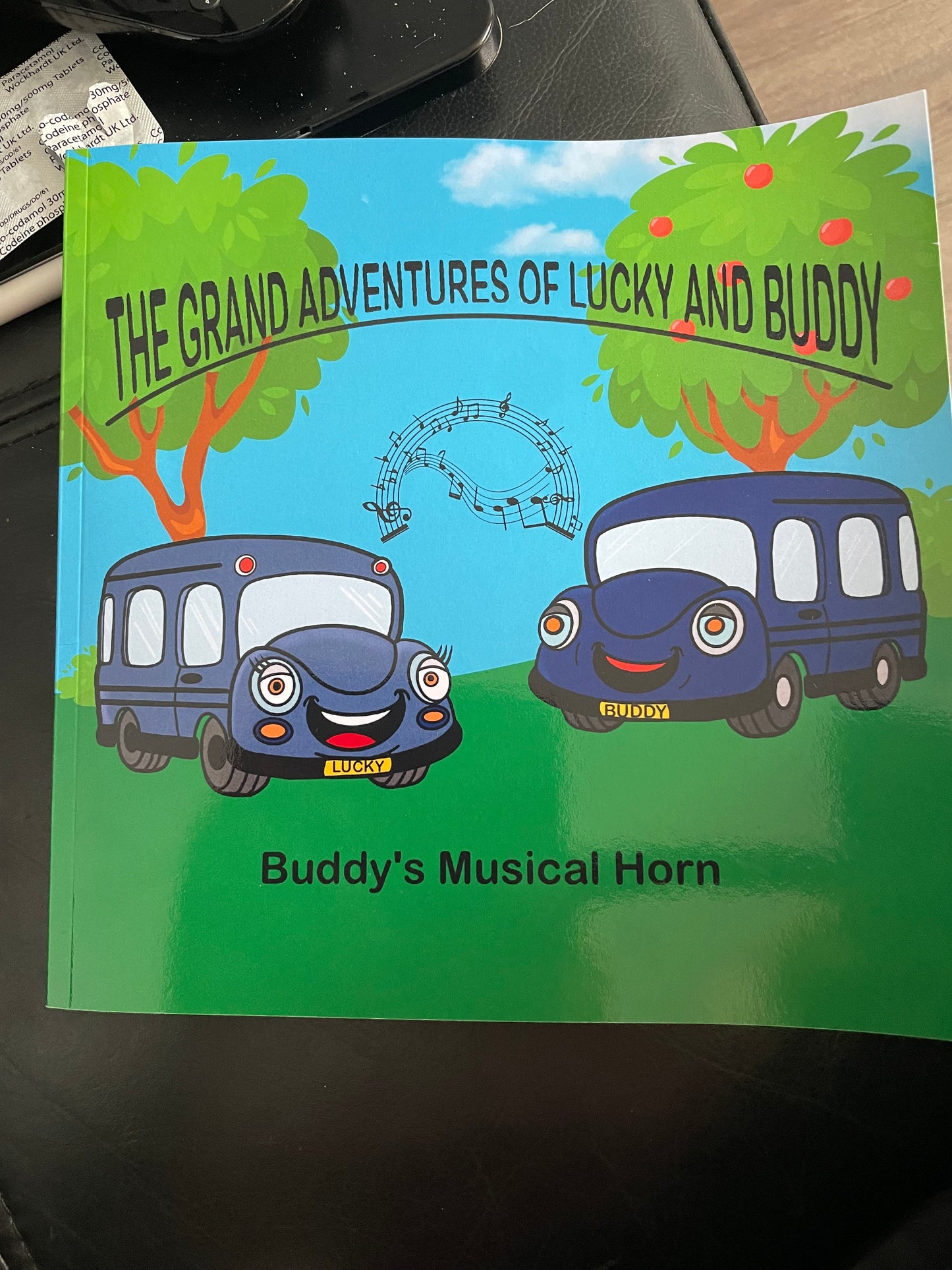 The Grand Adventures of Lucky and Buddy-Ebook